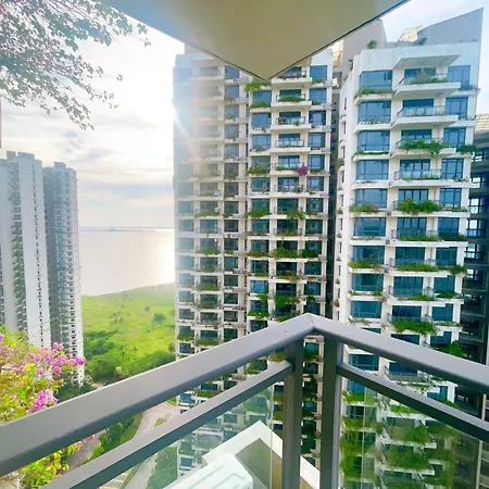 Monic Staycation #Regaliapark & Starviewbay Forest City Gelang Patah Exterior photo